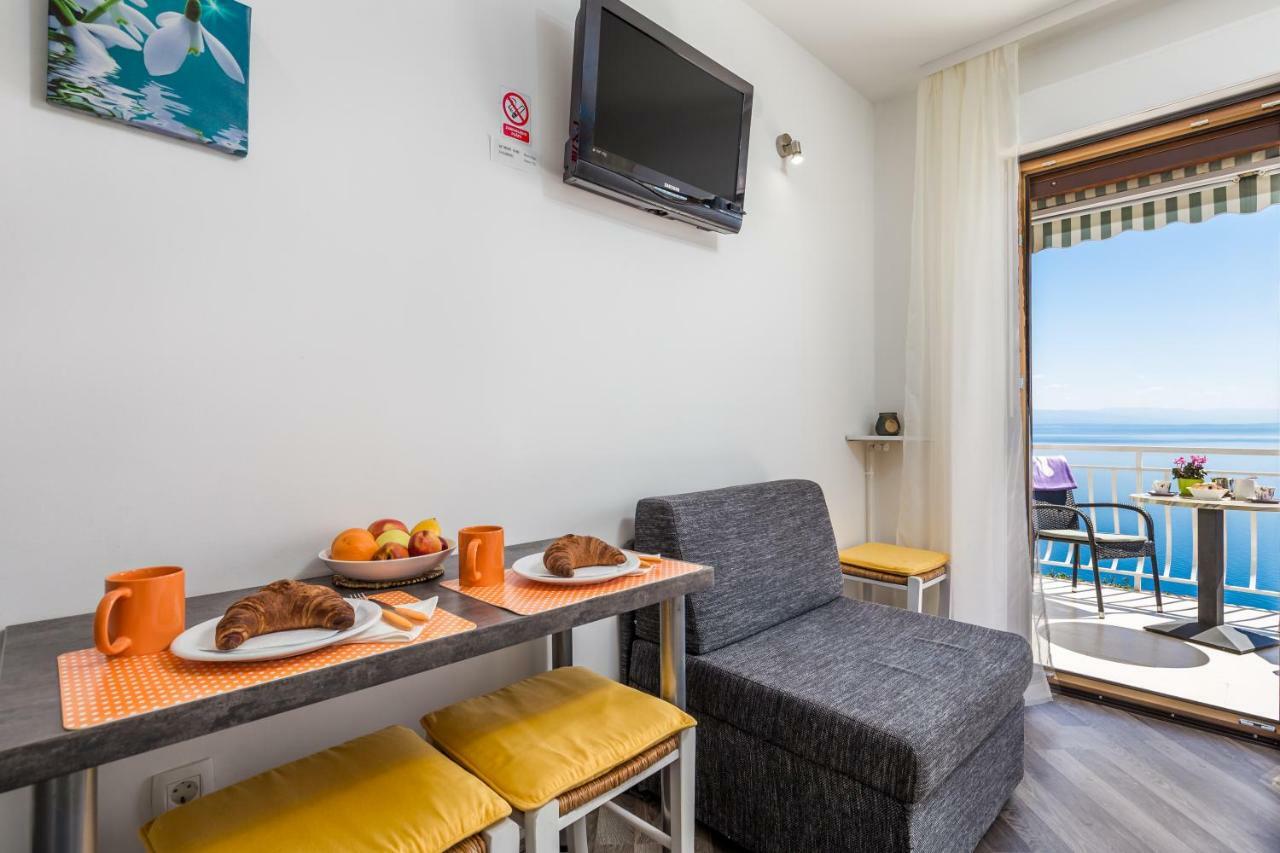 Apartments Davor Mošćenička Draga エクステリア 写真