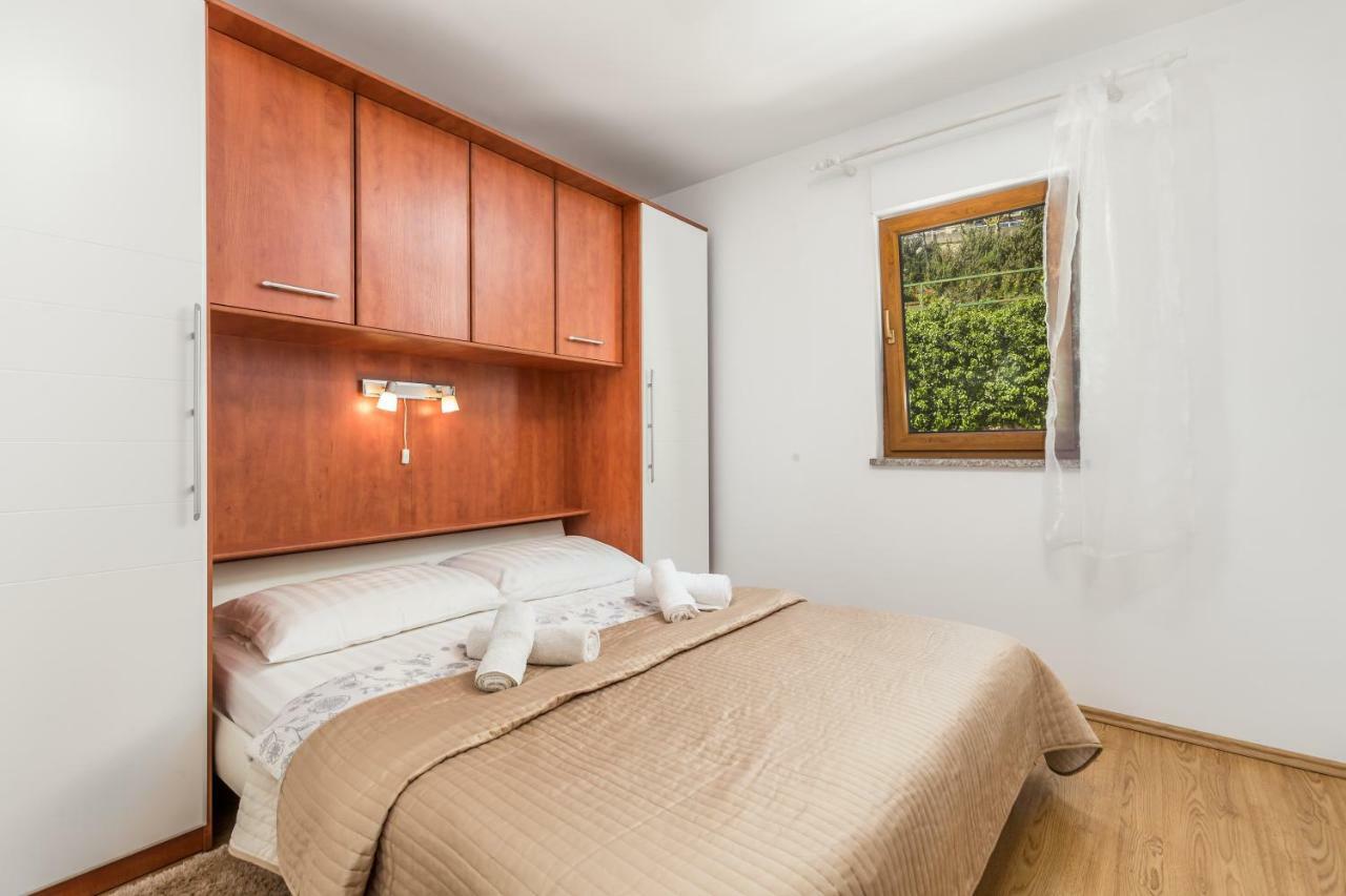 Apartments Davor Mošćenička Draga エクステリア 写真