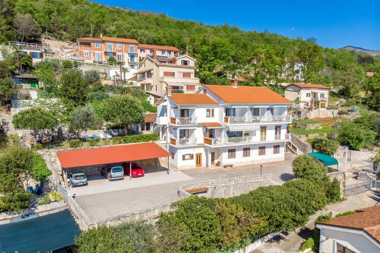 Apartments Davor Mošćenička Draga エクステリア 写真
